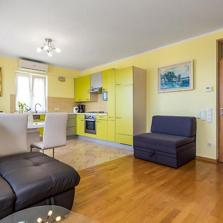 Stunning Apartment In Volosko With House Sea View Kültér fotó